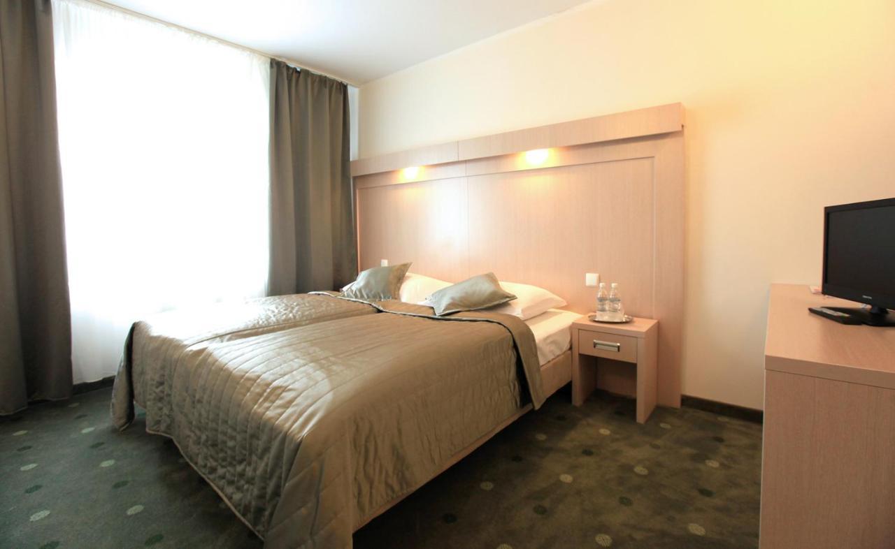 Hotel Cieplice Medi & Spa Jelenia Gora Ngoại thất bức ảnh