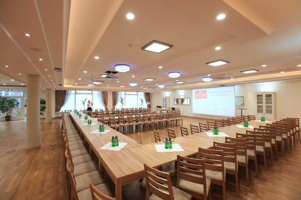 Hotel Cieplice Medi & Spa Jelenia Gora Ngoại thất bức ảnh