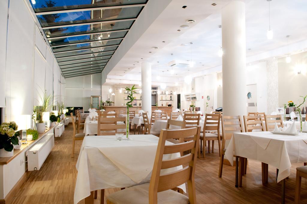 Hotel Cieplice Medi & Spa Jelenia Gora Ngoại thất bức ảnh