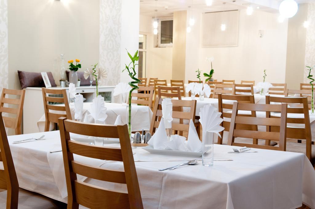 Hotel Cieplice Medi & Spa Jelenia Gora Ngoại thất bức ảnh