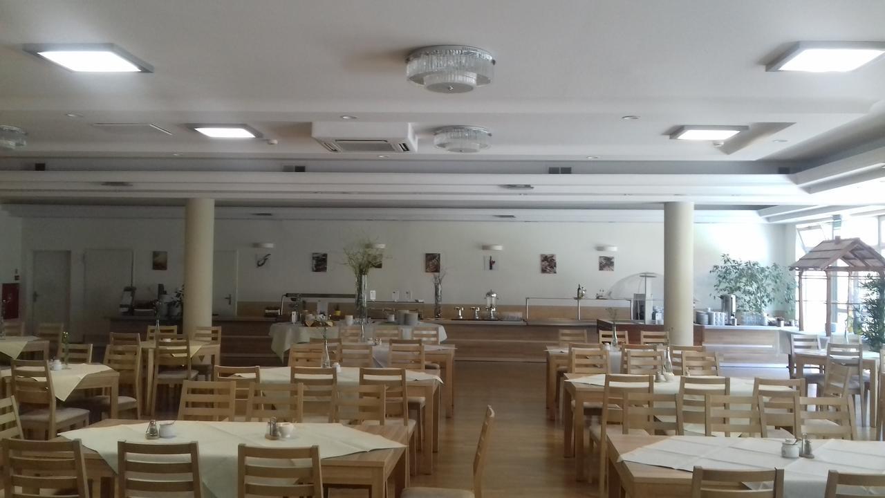 Hotel Cieplice Medi & Spa Jelenia Gora Ngoại thất bức ảnh